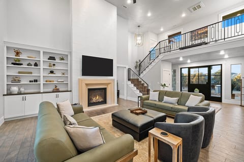 Living room with gas fireplace