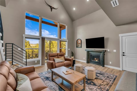 Cactus Canyon Retreat