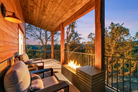 Cactus Canyon Retreat