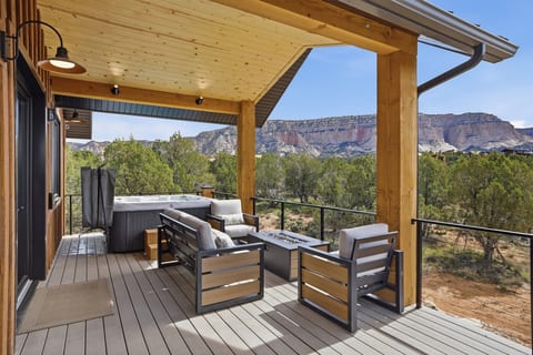 Crescent Moon Casita