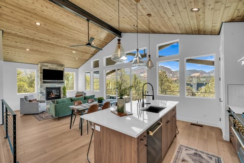 Desert Canyon Casita