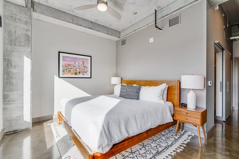 Sable 701 - Luxury Two Story Loft