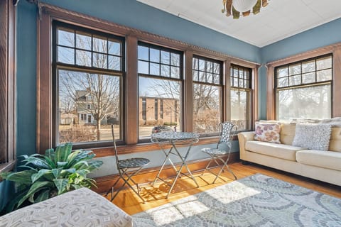 Uptown Urban Living