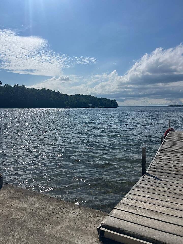 MAPLE | Waterfront PEC Cottage w/ Dock Lake Views - Prince Edward