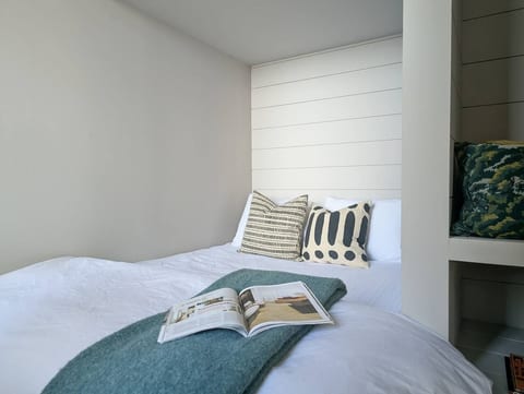 BIRCH | Waterfront PEC Cottage w/ Dock Lake Views