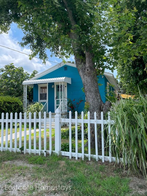 Classic 60's Millman Cottage