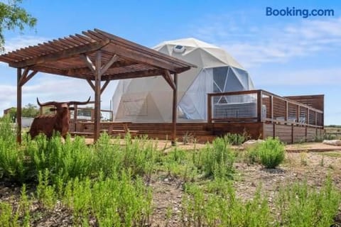 The Haven - Glamping Dome with Private Hot Tub