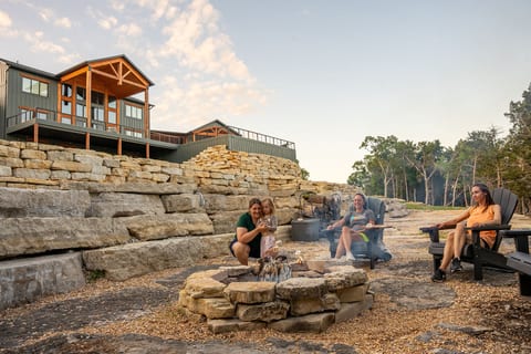 Gather around the fire and soak in the beauty of the lakefront setting. Whether sharing stories or simply enjoying the view, this is where unforgettable evenings begin.