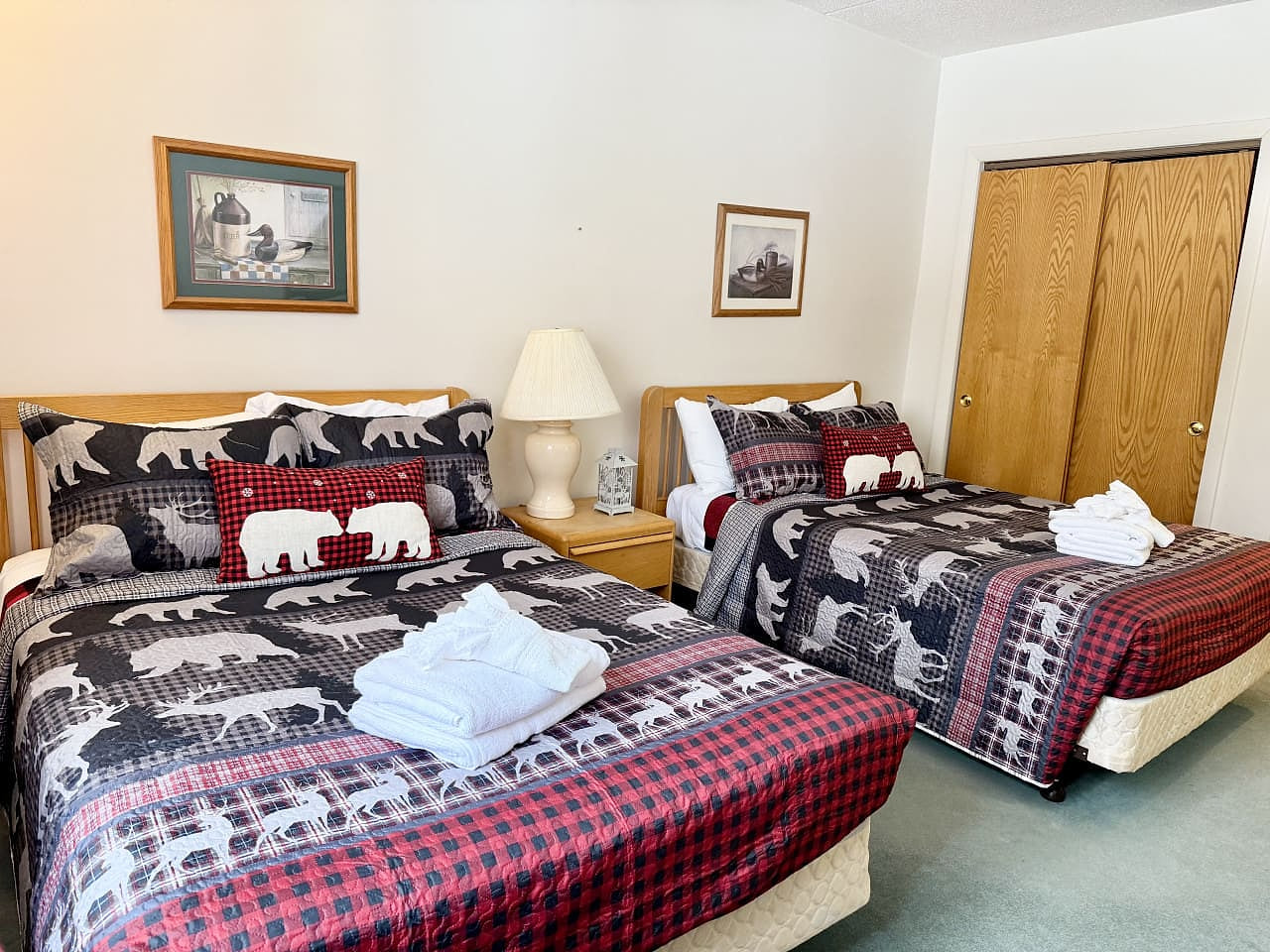 Cozy Escape Near Loon Ski w/pool