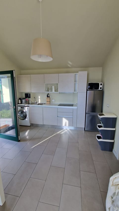Gulf View Terrace Oasis. Steps to Beach. Free Prkg