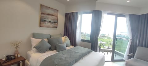 VIP Studio Suites Tambuli Residences Oceanview image 4