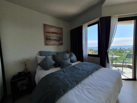 VIP Studio Suites Tambuli Residences Oceanview image 3