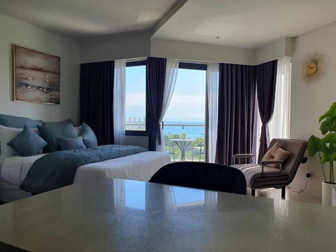 VIP Studio Suites Tambuli Residences Oceanview image 1