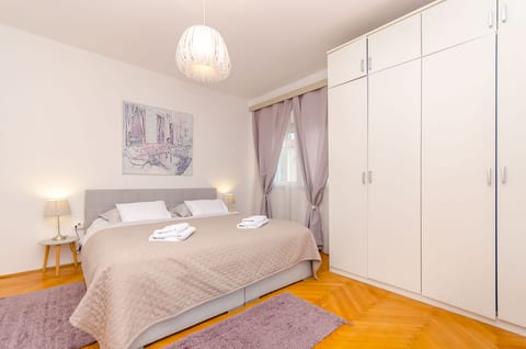 Apartments In center - Unit 378643-13
