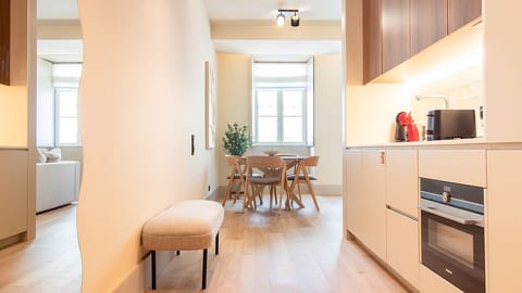 Santa Catarina Front-Row Suite | LovelyStay image 4