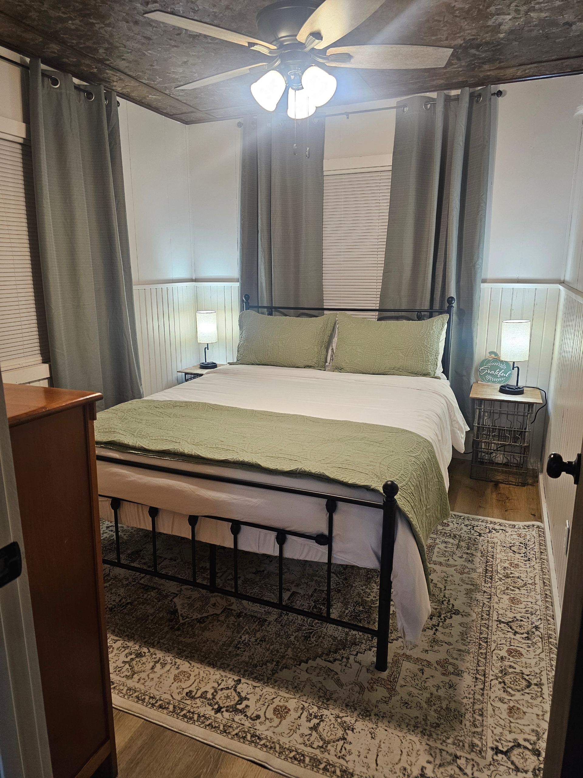 Enon Cabin Near Branson | Dogwood Canyon