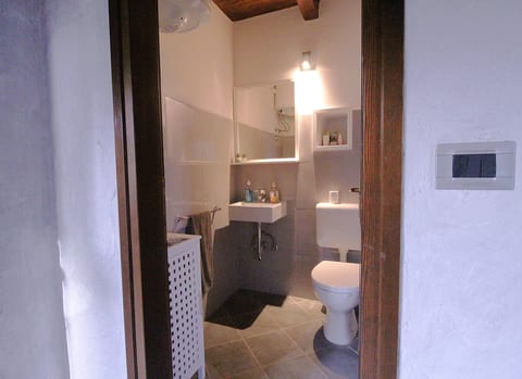 House Deja - Unit 377437-13