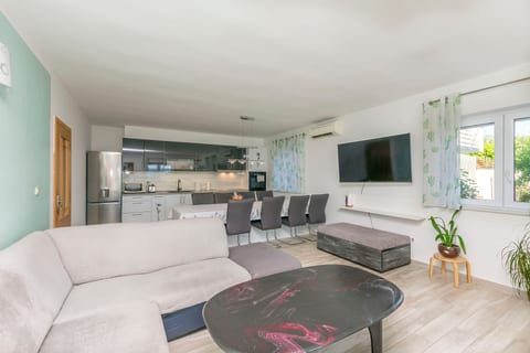 Apartment Perfect - Unit 378672-13