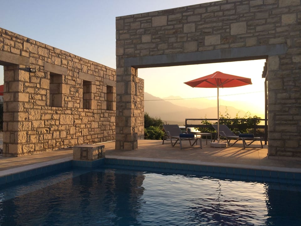 Villa Ypsilon - Argiroupoli