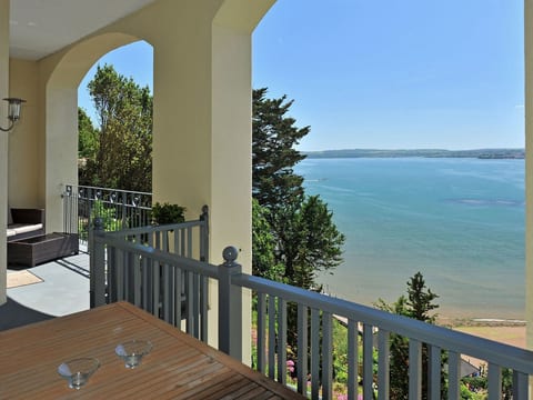 Apartment mit Balkon für sechs Personen