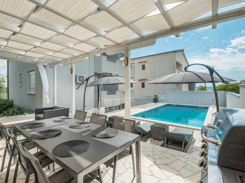 Holiday home Viktoria with pool