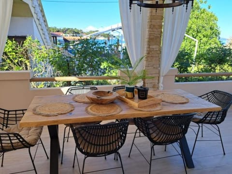 Modern Holiday house Gatsby only 40m from the sea