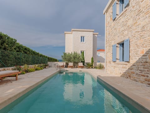 Seafront Villa Adriatica with pool