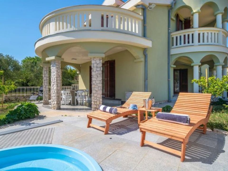 Villa Rea affascinante, 8+2 con piscina riscaldata - Donje Raštane