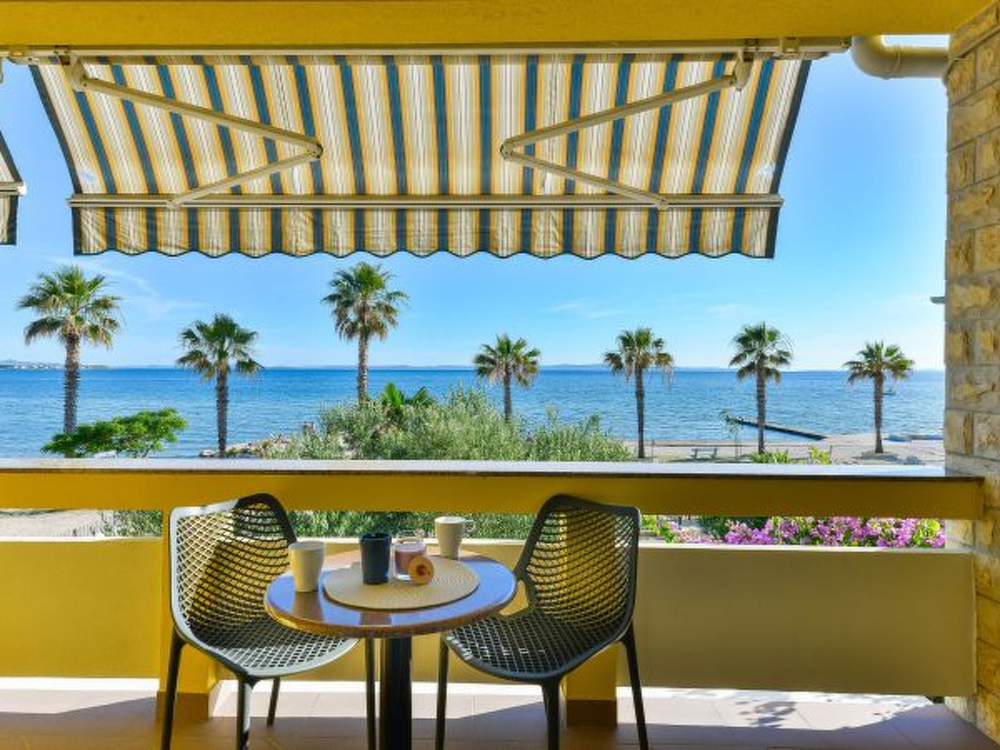 Holiday Apartment Inga Yellow with a sea view