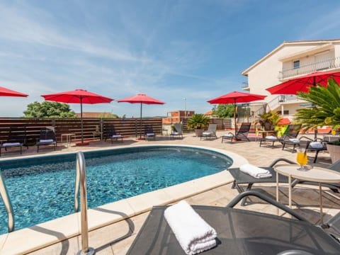 XXXL Villa Ancora with heated pool