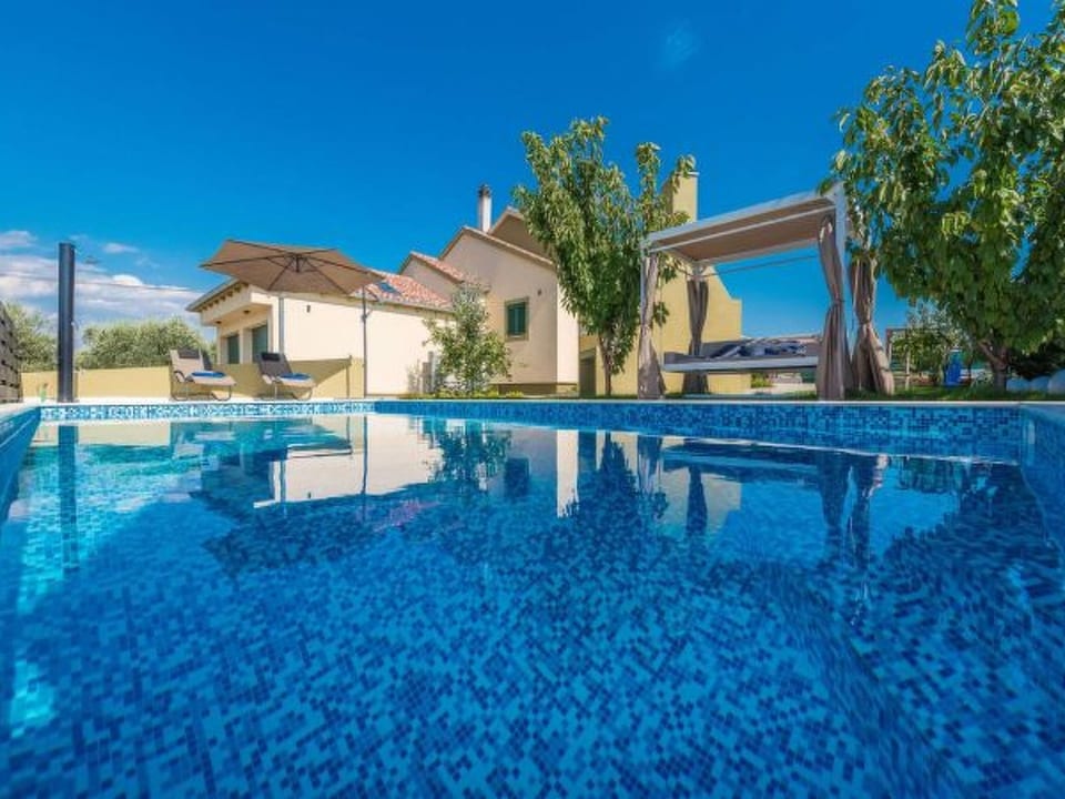 Große Villa Field Hills mit Sauna und Jacuzzi - Vrsi