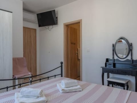 Holiday Home Beti with heated pool