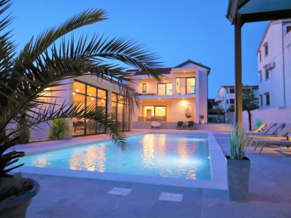 Villa Magale avec une piscine - Biograd na Moru