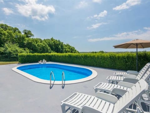 Holiday house Flora with pool