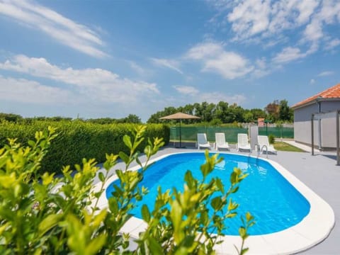 Holiday house Flora with pool