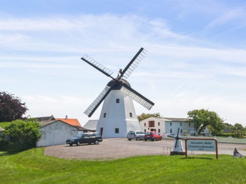 "Annvy" - 1km from the sea