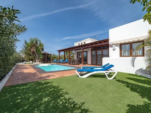 VILLA ALEGRIA