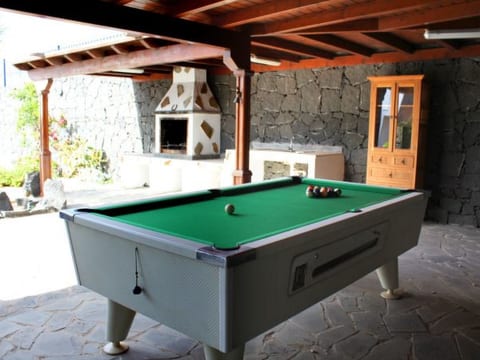 VILLA LEONARD