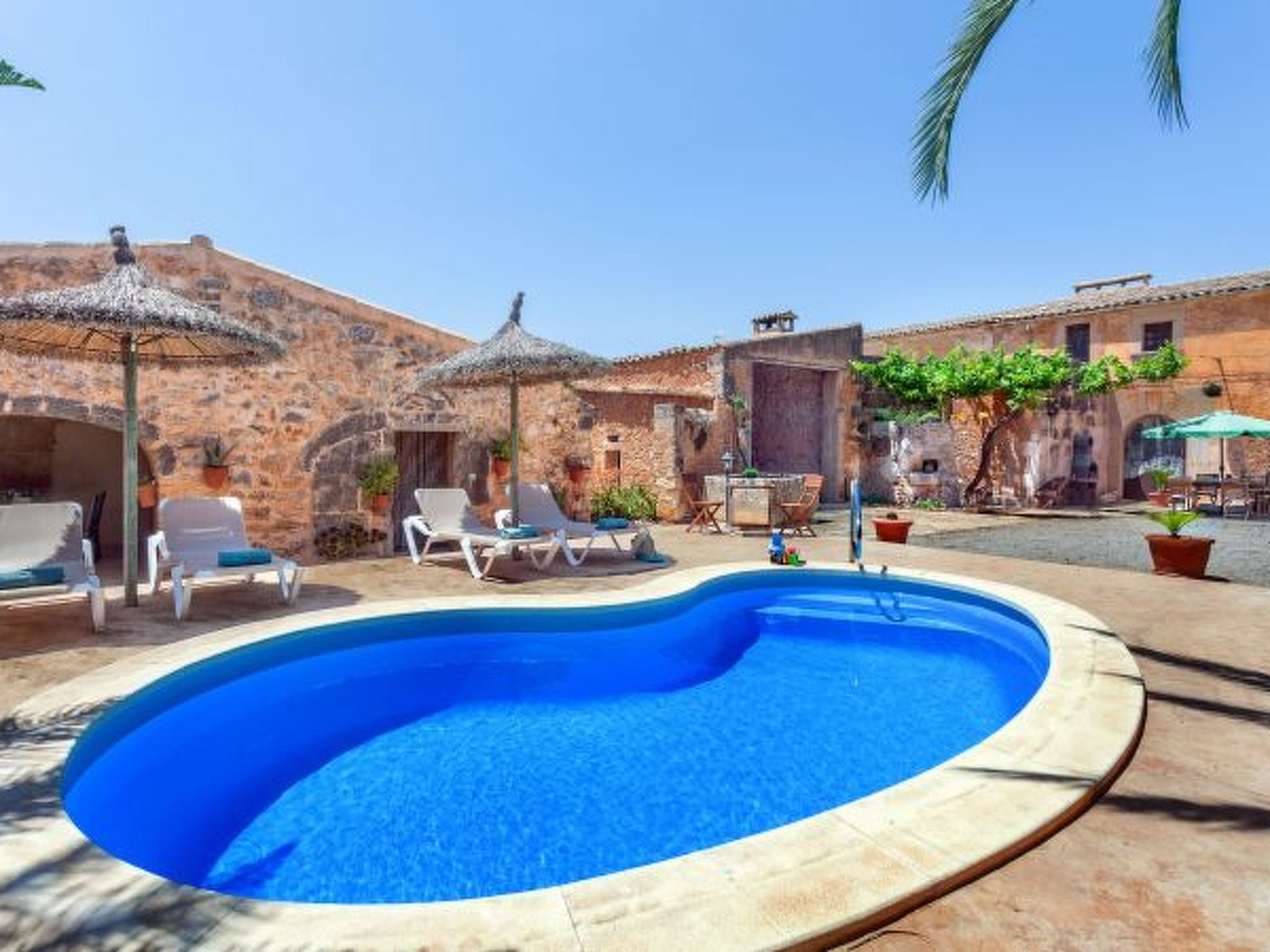 Casa Antigua