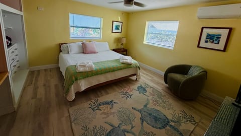 1 BR Beach Apt 1 Pet Ok Steps to Beach & Boating image 4