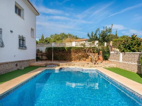 Villa Caleta - PlusHolidays