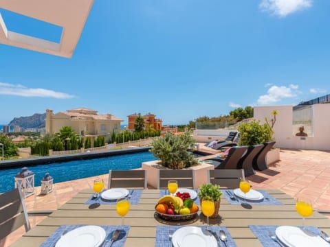 Villa Moderna - PlusHolidays
