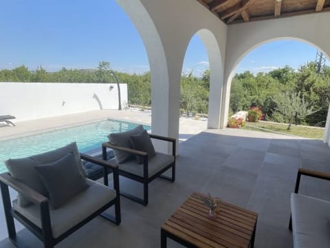 Holiday Home Olivarum with pool