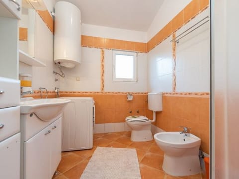 Beachside Holiday Home Marija