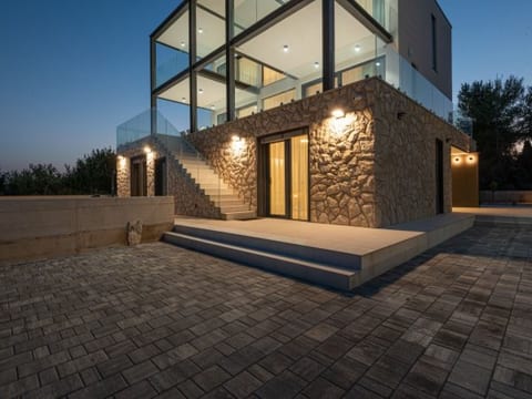 Seafront Villa Aurea with pool and seaview
