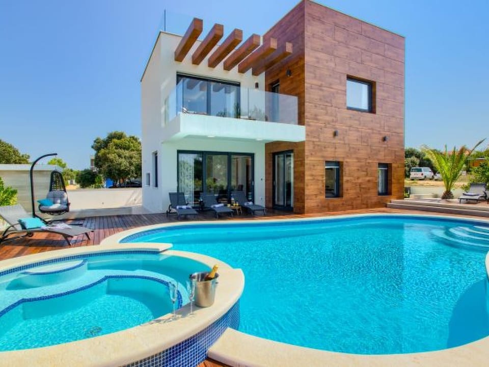 Beautiful villa Tamaria with heated pool - Nin