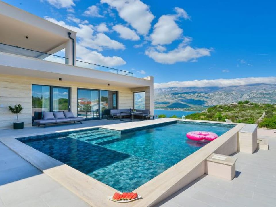 Villa Zariva with pool and panoramic mountain and - Vinjerac