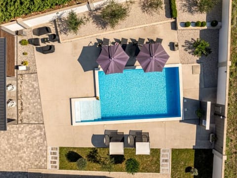 Villa Miranda with pool