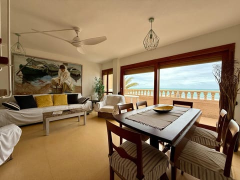 APARTAMENTO MISTRAL BEACH