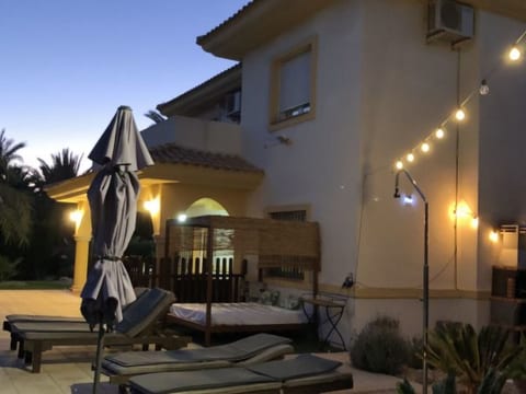 VILLA 25